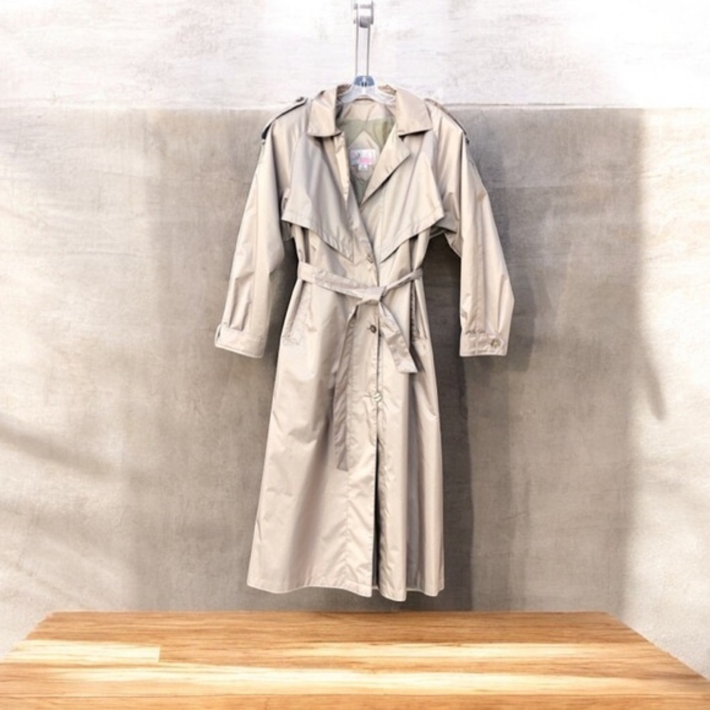 Vintage trench coat, rain coat. Look like never been used